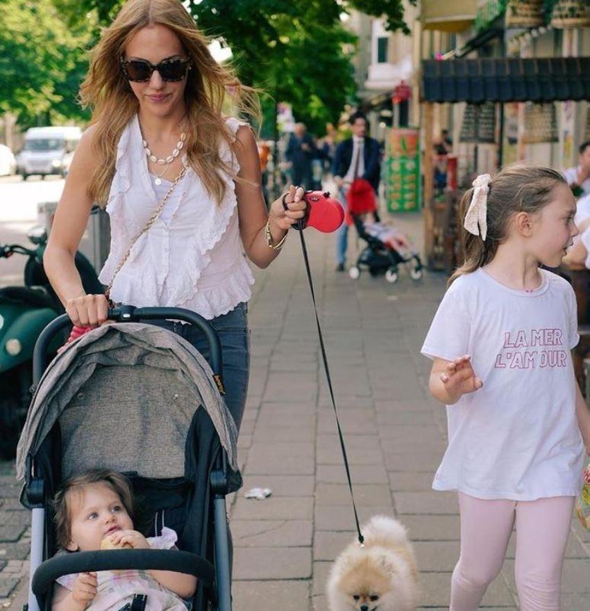 Meryem Uzerli kızlarına kavuştu! Yeni pozlar