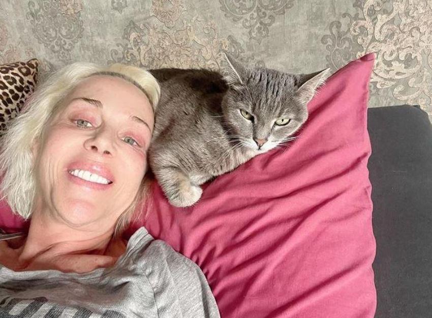 Billur Kalkavan'ın sağlık durumu nasıl? Hastanede odasından fotoğraf yayınladı