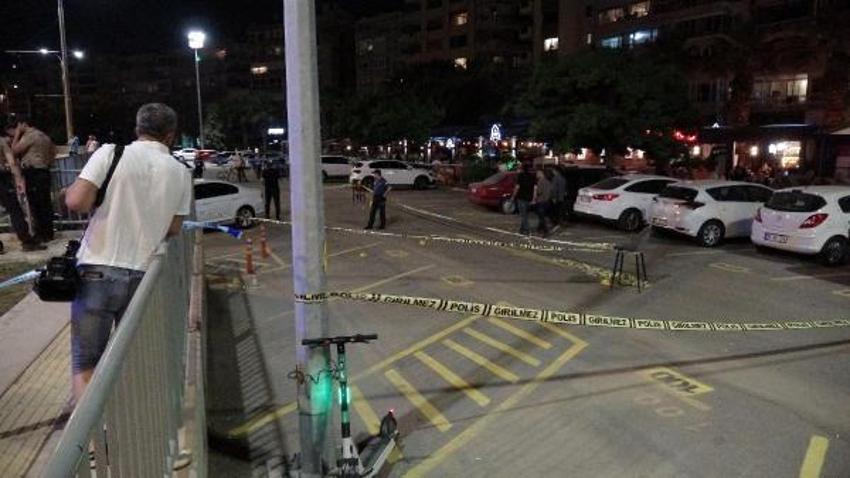 İzmir'de otomobile uzun namlulu silahla saldırı: 1 ölü 1 ağır yaralı