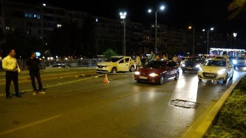 İzmir'de otomobile uzun namlulu silahla saldırı: 1 ölü 1 ağır yaralı
