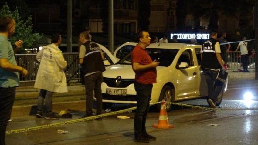 İzmir'de otomobile uzun namlulu silahla saldırı: 1 ölü 1 ağır yaralı