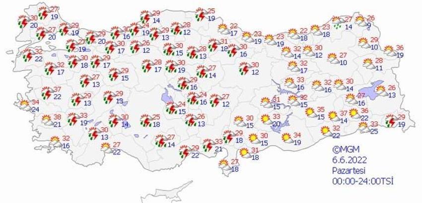 Meteoroloji üstüne basa basa uyardı! 45 il sağanak yağmura teslim olacak, günlerce sürecek