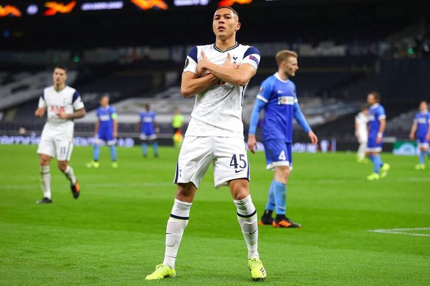 Transfer belgesi ortaya çıktı! Ali Koç dünyaca ünlü yıldızı Türkiye'ye getiriyor! Formayı bile giydirdiler