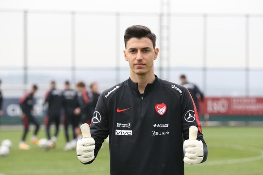 Sergen Yalçın transfer etmiş Beşiktaş'ta istenmeyen adam ilan edilmişti! İsmael'le yeniden doğacak