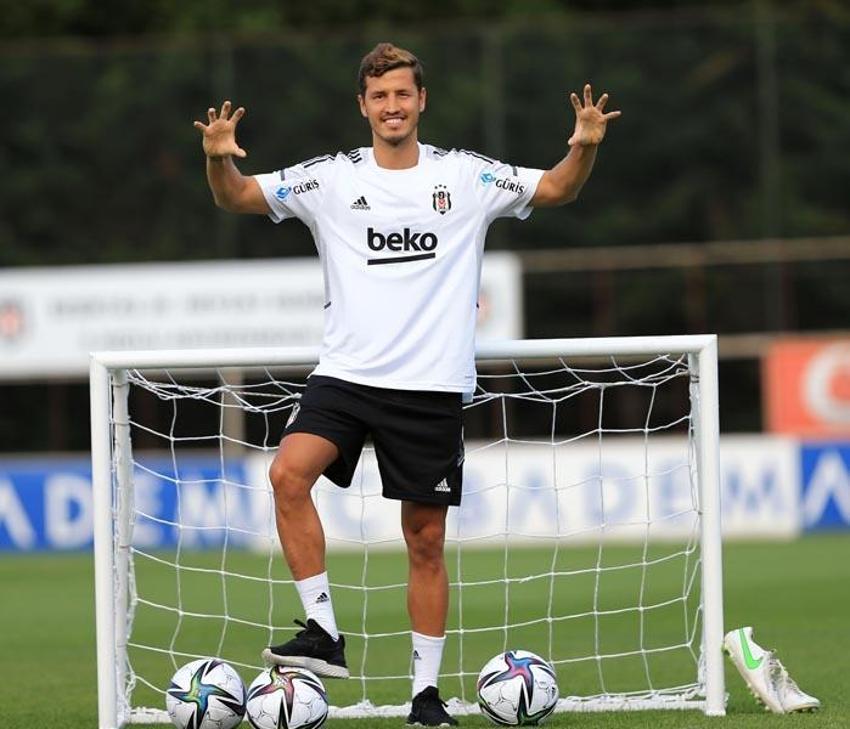 Sergen Yalçın transfer etmiş Beşiktaş'ta istenmeyen adam ilan edilmişti! İsmael'le yeniden doğacak