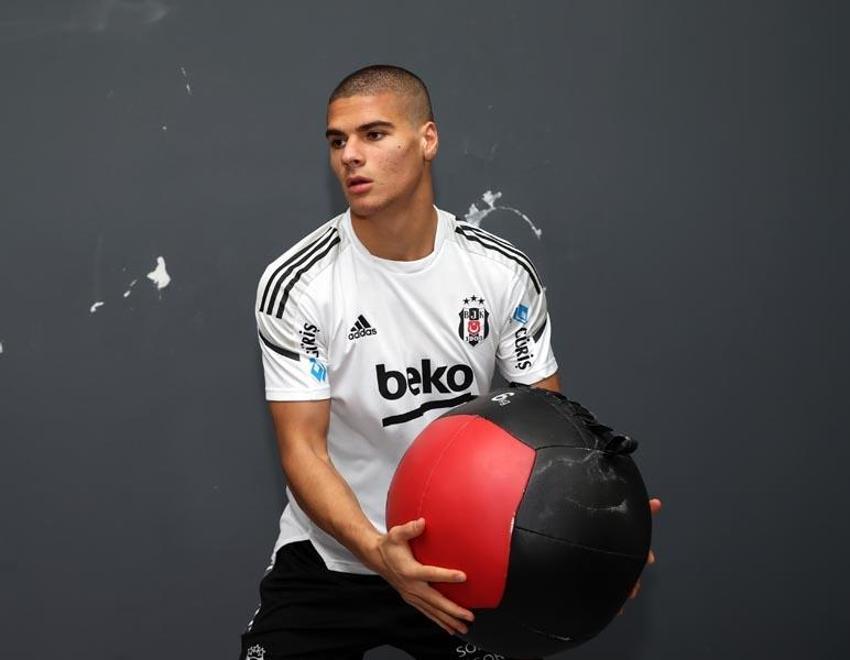 Sergen Yalçın transfer etmiş Beşiktaş'ta istenmeyen adam ilan edilmişti! İsmael'le yeniden doğacak