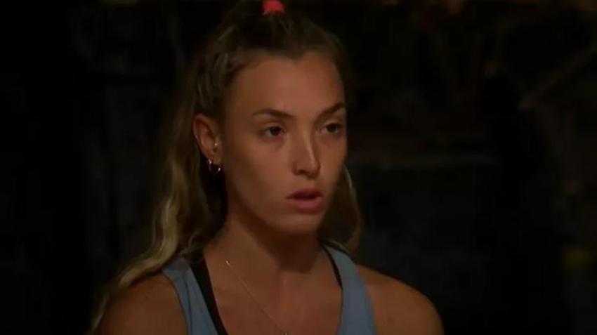 Survivor Sude Burcu gecelikli paylaşımıyla adından söz ettirdi!