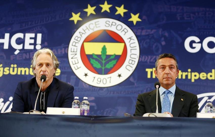 Fenerbahçe'de şok! Önce yatan 2 transferi açıkladı ardından 3 ayrılığı!