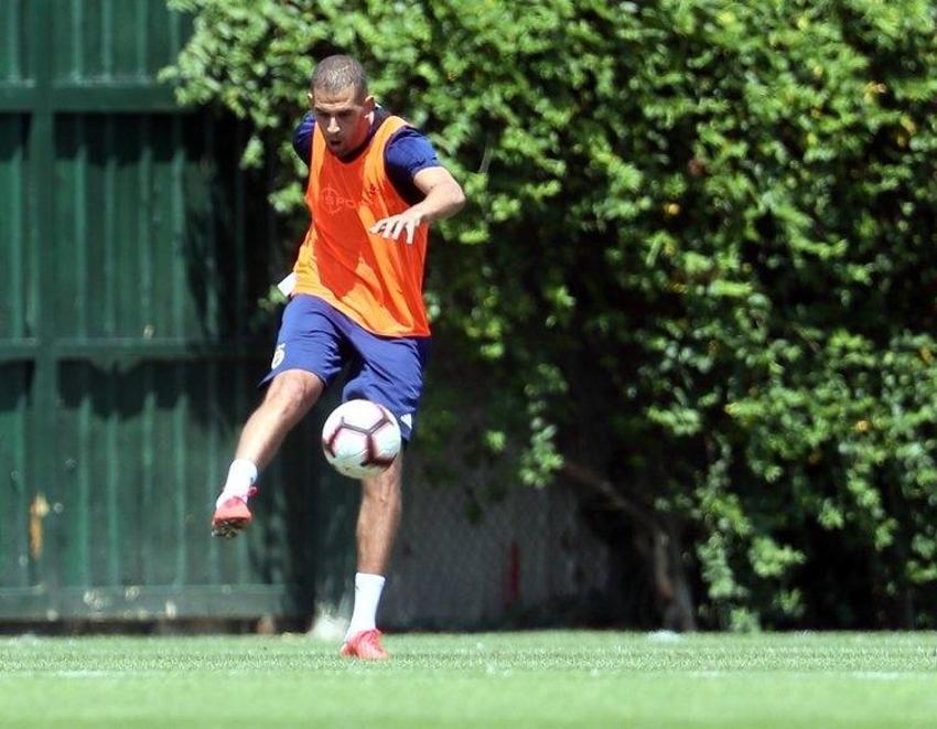 İsyan çıkaran transfer isteği! Jorge Jesus istedi Ali Koç '4 yıl önce zor kurtulduk' dedi!