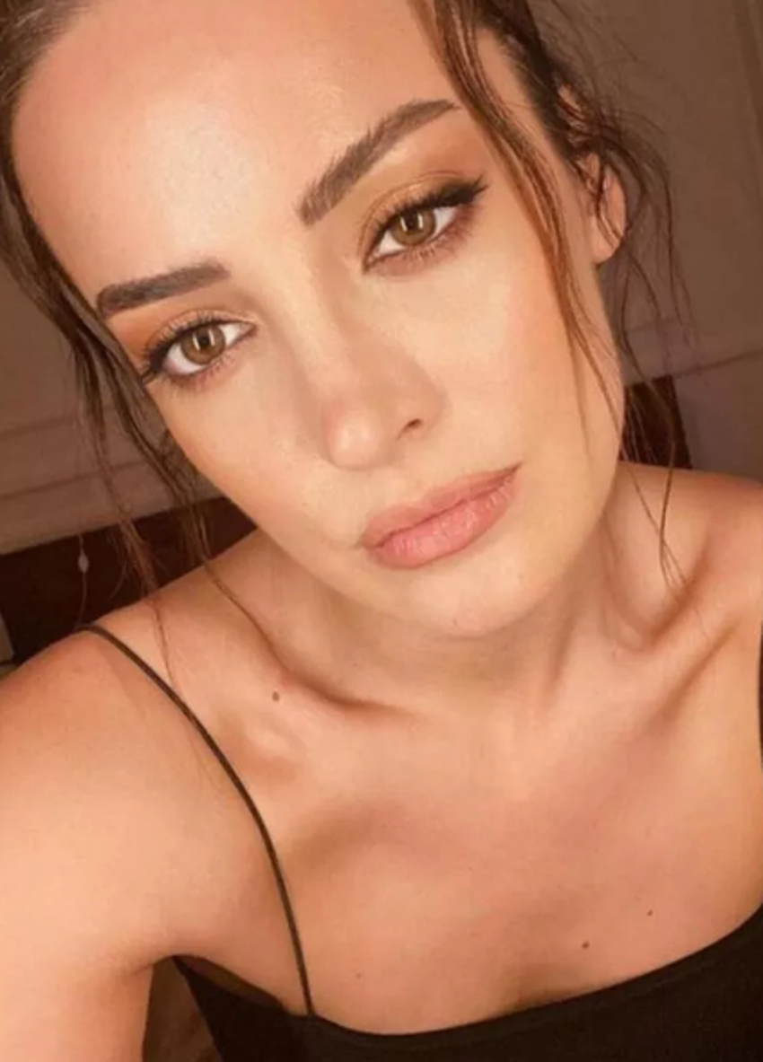 İrem Sak ve Furkan Korkmaz baş başa tatile çıktı!