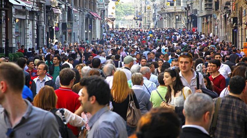 Zam kararı! Özel sektör asgari ücret zammını beklemedi, maaşlarda artışa gidiliyor, açıklamalar art arda geldi, milyonlara ek zam...