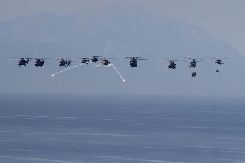 Efes-2022 tatbikatı Yunanistan'ın ödünü kopardı: Türklerin Yunan adalarına çıkarmasını izleyecekler!