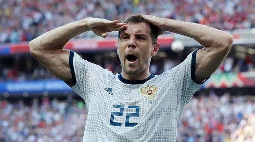 Sezona damga vuracak transfer! Fenerbahçe yıldız golcüyü İstanbul'a getirdi