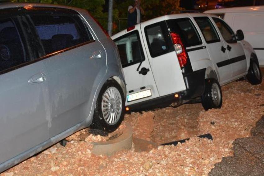 Çok şiddetli yağışlarla ilgili son dakika açıklaması! Meteoroloji uyardı, bu saatlere dikkat! Kuvvetli esecek, İstanbul, Ankara dahil...