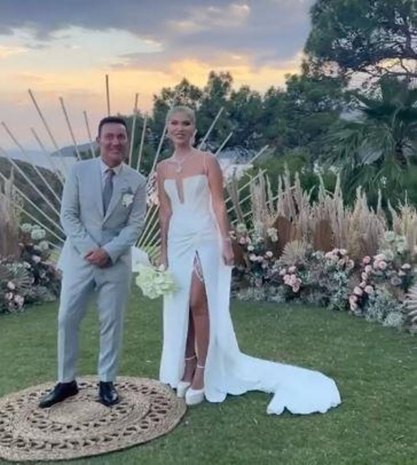 Mustafa Sandal ile Melis Sütşurup Marmaris'te düğün yaptı! Sonrasında...