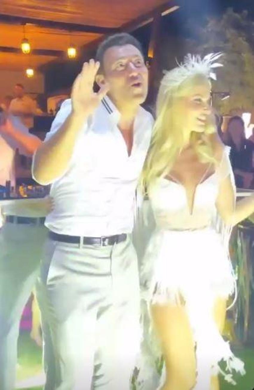 Mustafa Sandal ile Melis Sütşurup Marmaris'te düğün yaptı! Sonrasında...