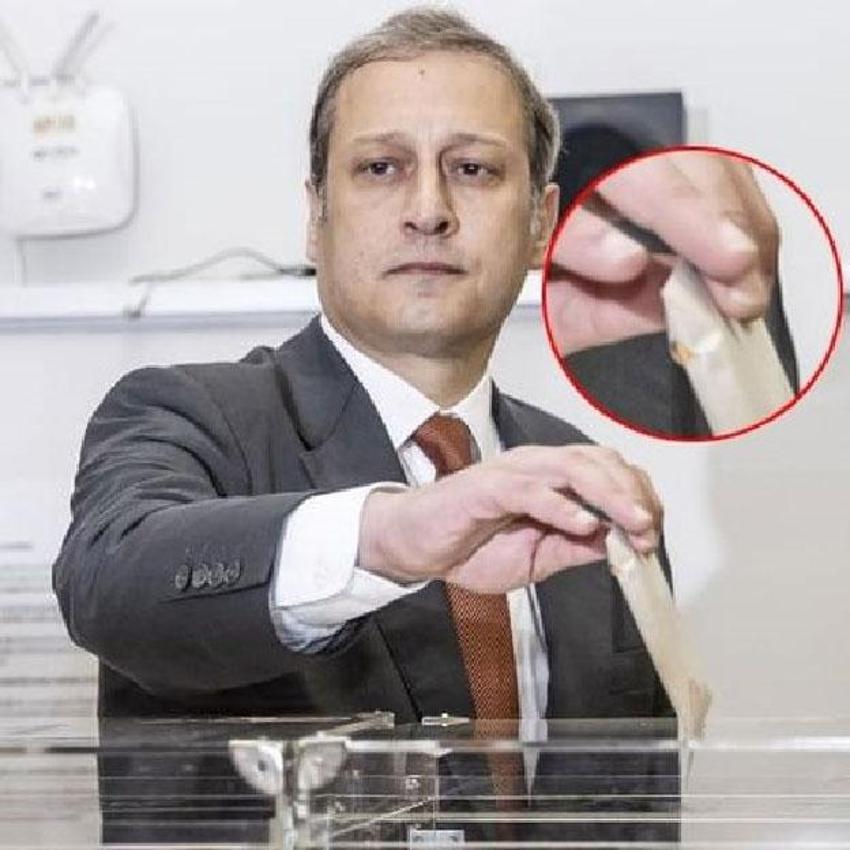 Galatasaray'da seçim günü! Başkan Burak Elmas'ın oyu ifşa mı oldu? Geçersiz sayılacak...