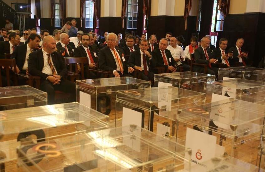 Galatasaray'da kritik seçim! Kim başkan olacak? İşte Dursun Özbek ve Eşref Hamamcıoğlu'nun listesi... Oy verme işlemi sona erdi...