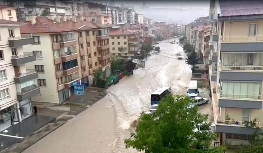 Ankara’da sağanağın bilançosu ağır oldu!