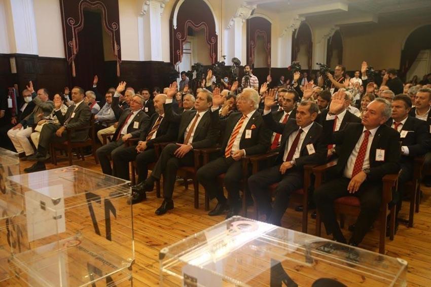 Dursun Özbek durdu Erden Timur yeni teknik direktör bombasını duyurdu! 'Evet sürekli görüşüyoruz'