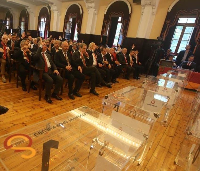 Dursun Özbek durdu Erden Timur yeni teknik direktör bombasını duyurdu! 'Evet sürekli görüşüyoruz'