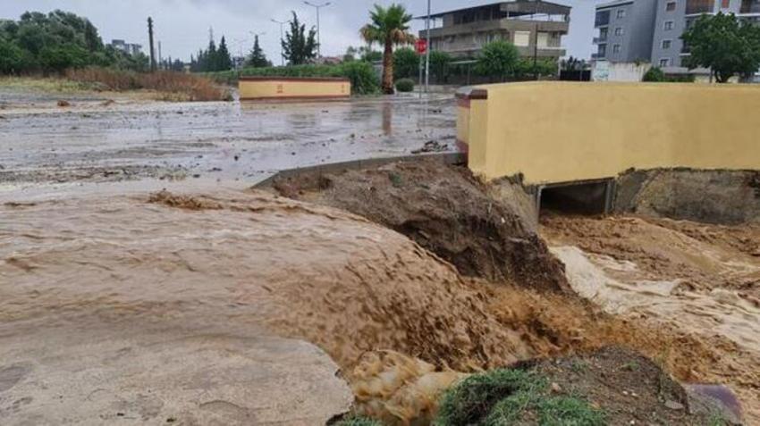 İstanbul ve Ankara dahil 37 kent için sarı kodlu uyarı! Meteoroloji açıkladı, çok şiddetli vuracak... 
