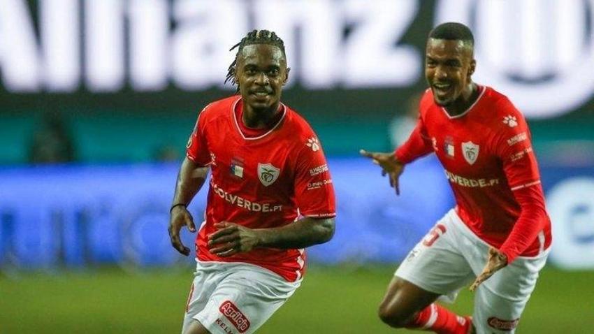 Menajeri resmen açıkladı! 'Yeni Falcao' Fenerbahçe'ye geliyor! 26 maçta 14 gol 6 asist