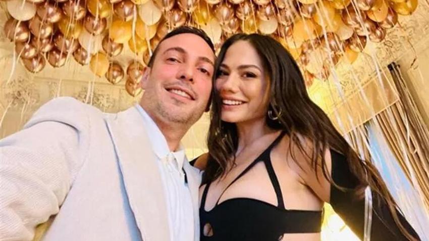 Demet Özdemir düğün öncesi tatilde! Hazal Kaya ve Selin Şekerci ile sezonu Çeşme'de açtı!