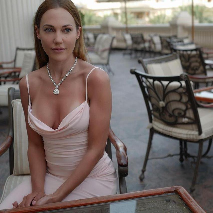Meryem Uzerli: Diziler aldatılmayı normalleştiriyor