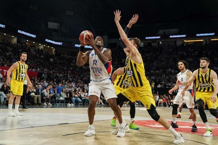 ING Basketbol Süper Ligi'nde şampiyon Fenerbahçe Beko oldu! Yıllar sonra bir ilke imza atıldı