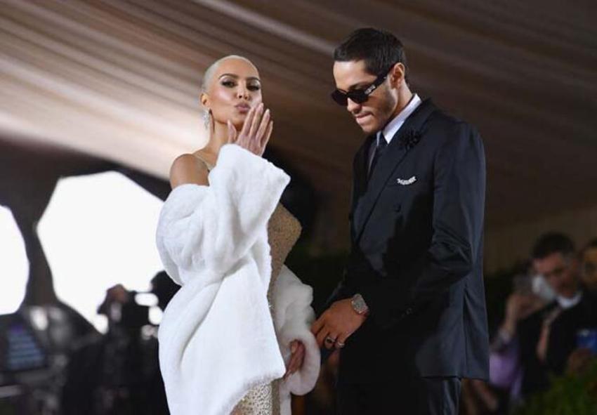 Kim Kardashian'ın canını sıkacak suçlama! 'Marilyn Monroe'nun elbisesini bu hale getirdi'