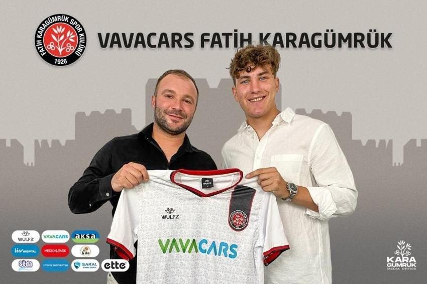 F.Bahçe'den 3.transfer! Sessiz sedasız imzayı attı bugün Jorge Jesus'la antrenmana çıktı
