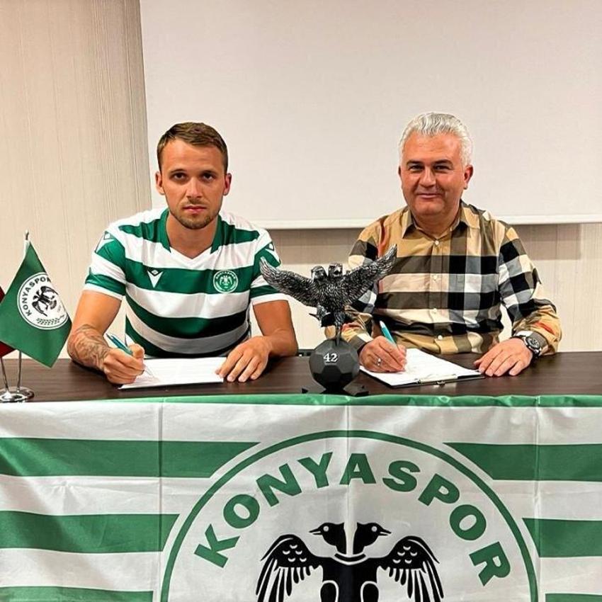 F.Bahçe'den 3.transfer! Sessiz sedasız imzayı attı bugün Jorge Jesus'la antrenmana çıktı