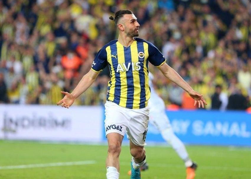 Bu sezon 15 gol 3 asist yaptı 4,5 milyon euro'luk maaş teklifi aldı! 'Bırak F.Bahçe'yi bize gel'