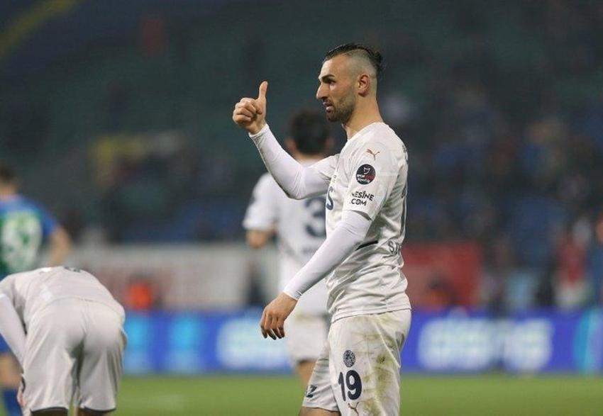 Bu sezon 15 gol 3 asist yaptı 4,5 milyon euro'luk maaş teklifi aldı! 'Bırak F.Bahçe'yi bize gel'