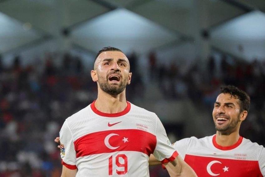 Bu sezon 15 gol 3 asist yaptı 4,5 milyon euro'luk maaş teklifi aldı! 'Bırak F.Bahçe'yi bize gel'