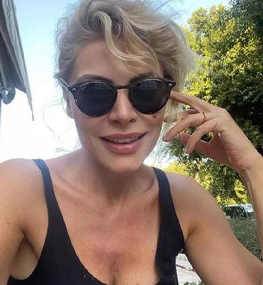 Seray Sever ikizleri Alya ve Sofia'yı ilk kez paylaştı!