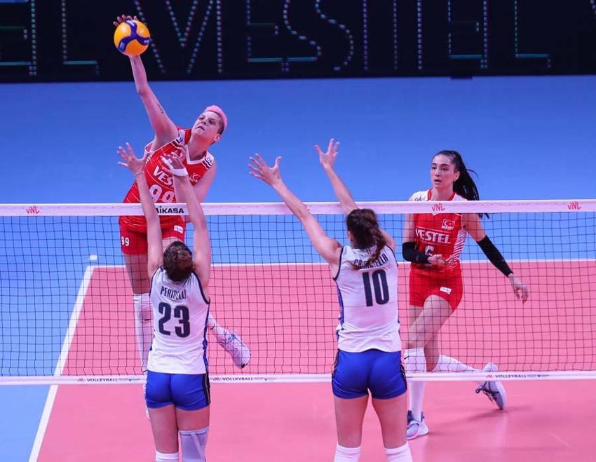 Brezilya-Türkiye maçına Gabi-Ebrar Karakurt savaşı damga vurdu!