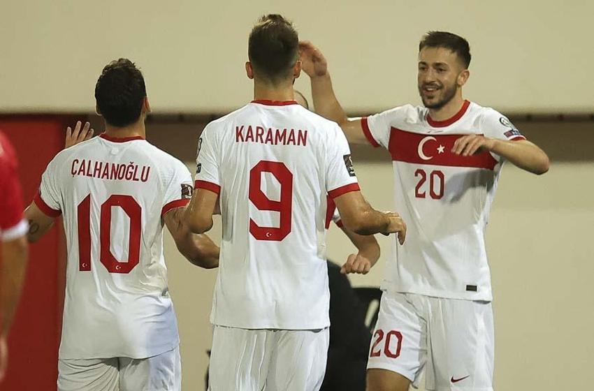 Galatasaray'dan yıldız oyuncuya büyük şok! Halil Dervişoğlu neye uğradını şaşırdı...