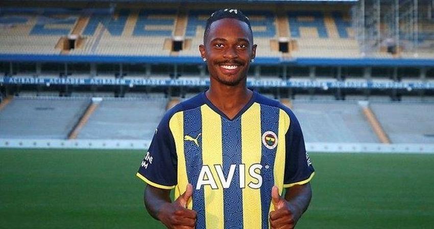 Jesus'tan önce Berisha ardından Serdar Dursun'a büyük şok! İki forvet İstanbul'a geliyor