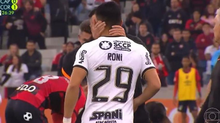 Yılmaz Vural'ı bile geçti! Vitor Pereira çıldırdı saha kenarında oyuncusunu tokatladı