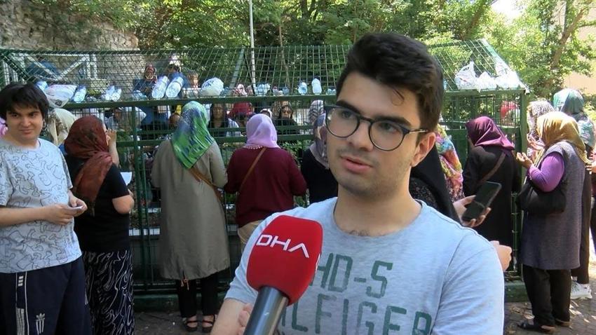 YKS öncesi Zuhuratbaba türbesi doldu taştı 