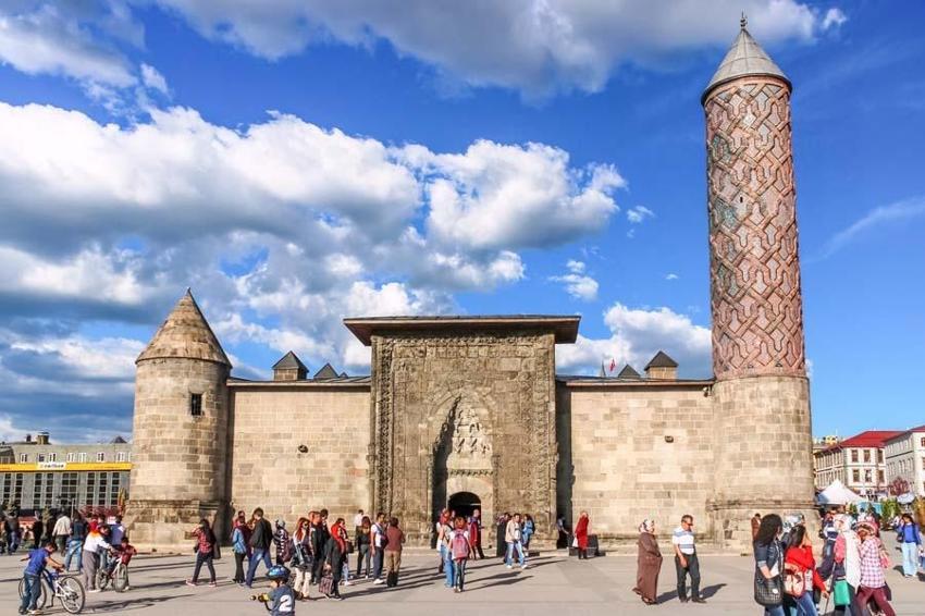 En güzel, en muhteşem ve en popüler 199 tarihi yer ve mekan! Dünyadan milyonlarca turist görmek için Türkiye'ye akın ediyor...