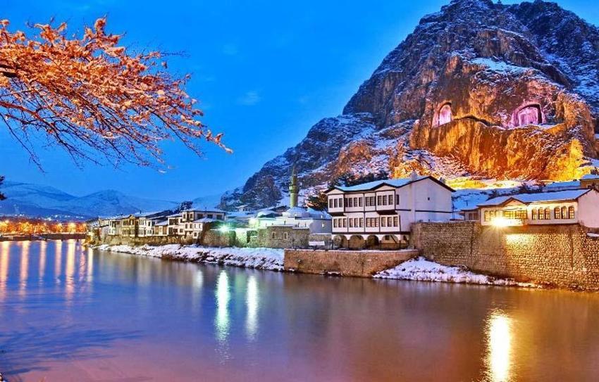 En güzel, en muhteşem ve en popüler 199 tarihi yer ve mekan! Dünyadan milyonlarca turist görmek için Türkiye'ye akın ediyor...