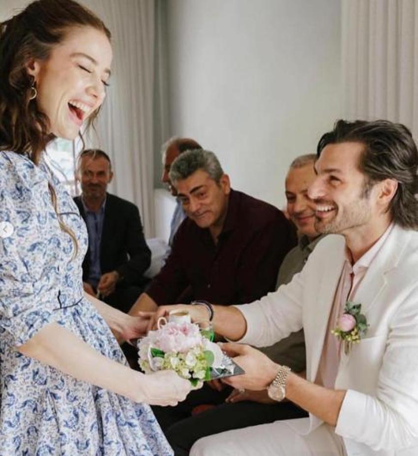 Serkan Çayoğlu ile Özge Gürel nişanlandı! Nişandan fotoğraflar sosyal medyayı salladı...