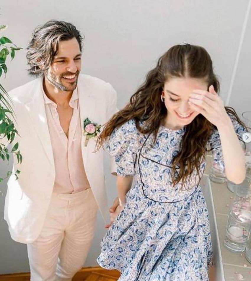Serkan Çayoğlu ile Özge Gürel nişanlandı! Nişandan fotoğraflar sosyal medyayı salladı...
