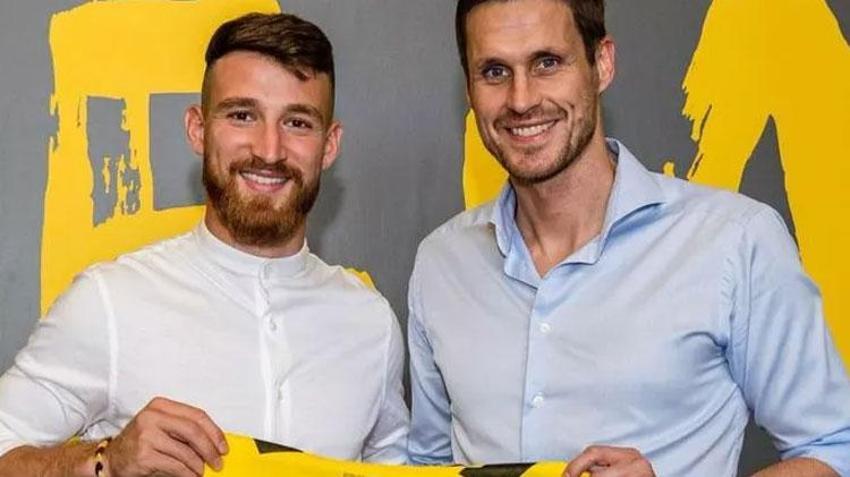 100 milyon euro'luk tarihe geçen transfer bombası! İmzalar atıldı yer yerinden oynadı