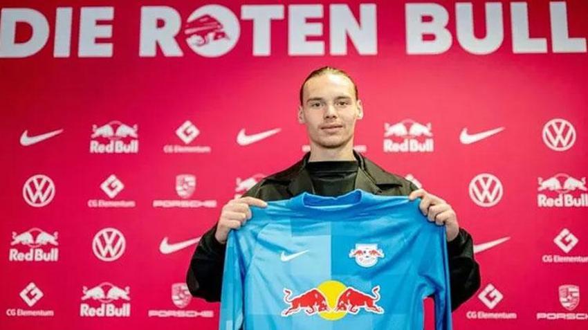 100 milyon euro'luk tarihe geçen transfer bombası! İmzalar atıldı yer yerinden oynadı