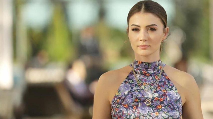 Burcu Özberk'e büyük şok! Kapıdan geri çevirdiler...