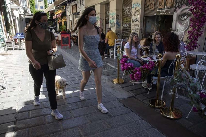 Ege'de adalar krizi! Yunanistan ve Türkiye'de çarpıcı araştırma: Yunanlıların yüzde 26'sı, Türklerin ise yüzde 17'si...